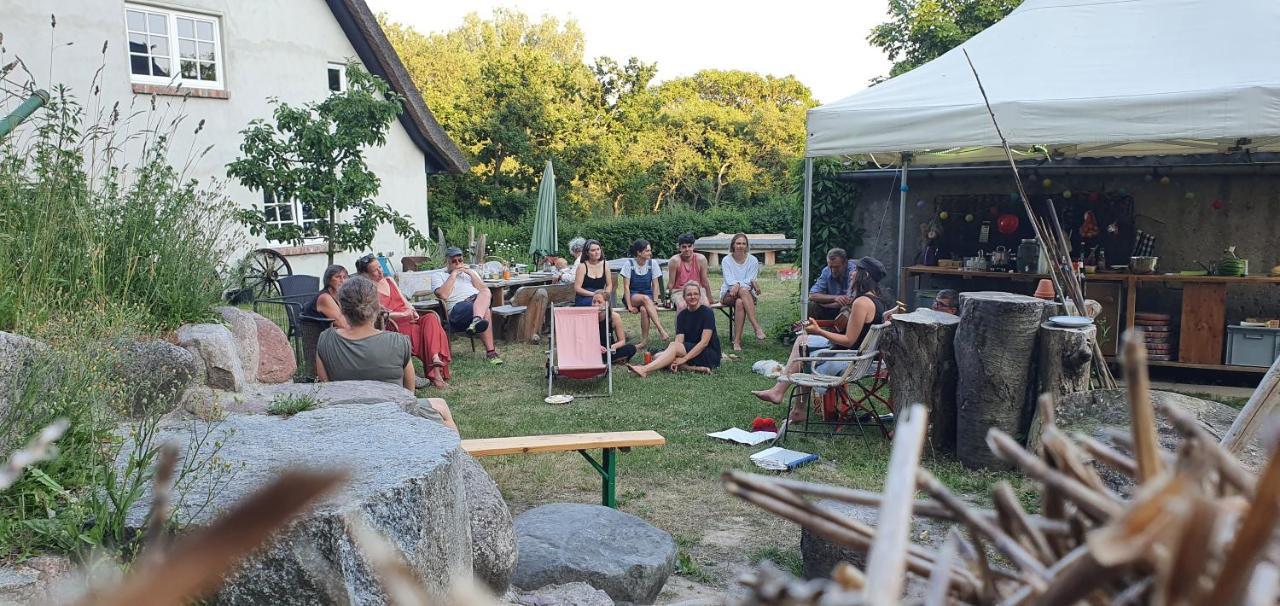 Apartment Kliemkiker, Naehe Binz In Traumhafter Alleinlage Zirkow Esterno foto
